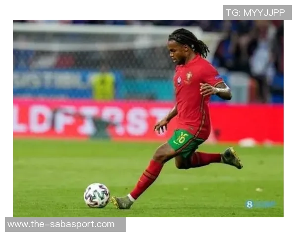 十年前只需百万的迈尼昂巴黎青训出身如今成米兰门神